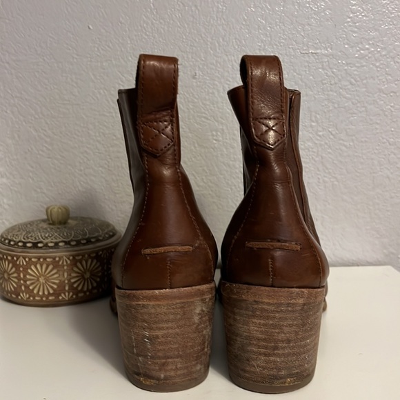 Madewell boots 🥾 - Picture 4 of 8